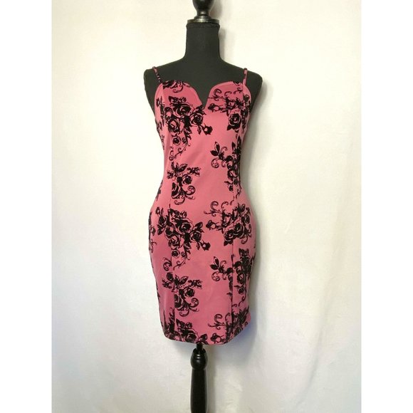 Almost Famous Cocktail Dress Pink Mauve Black Velvet Pattern with Straps Size M - Picture 1 of 5
